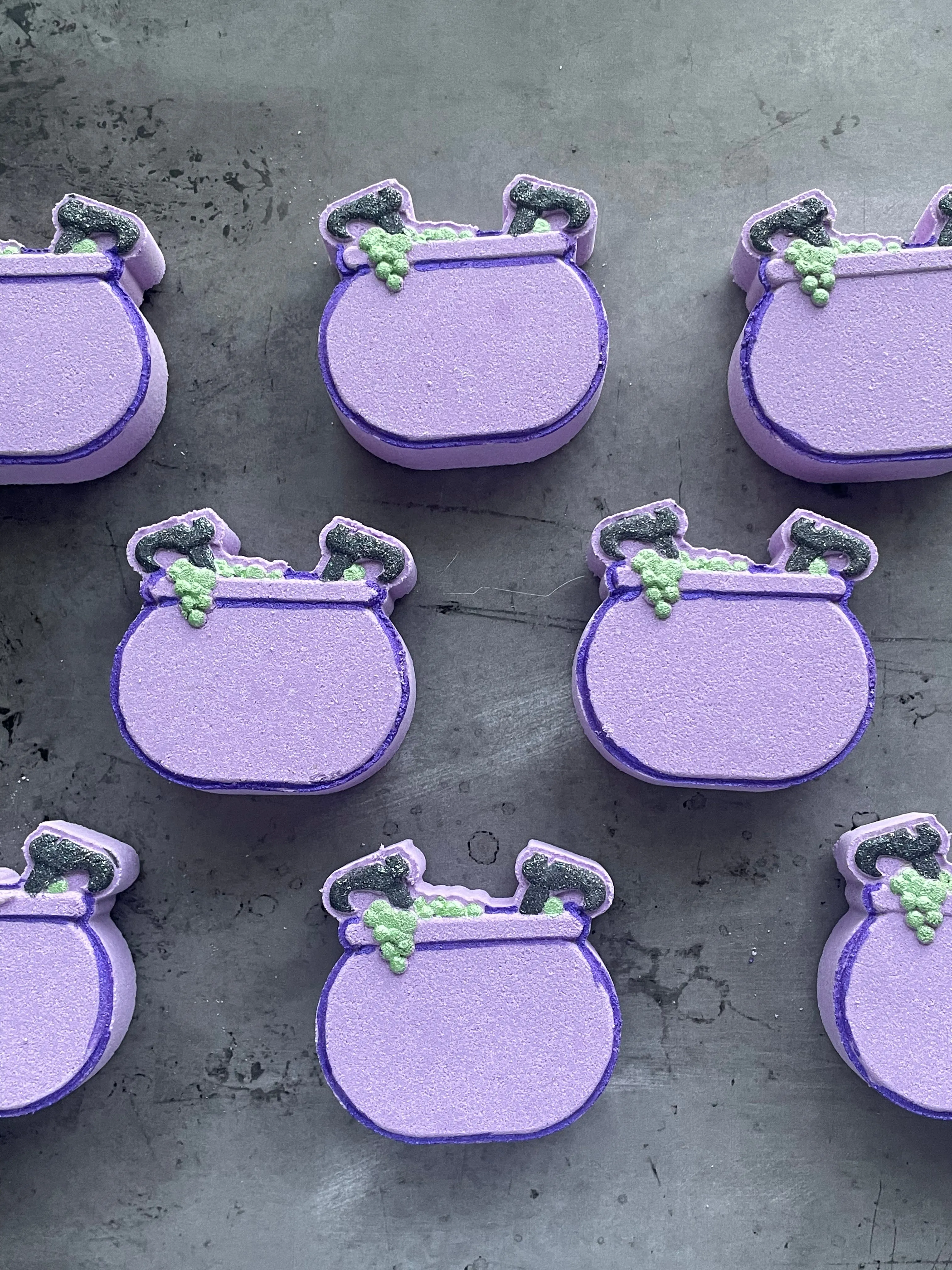 ARTISAN BATH BOMB