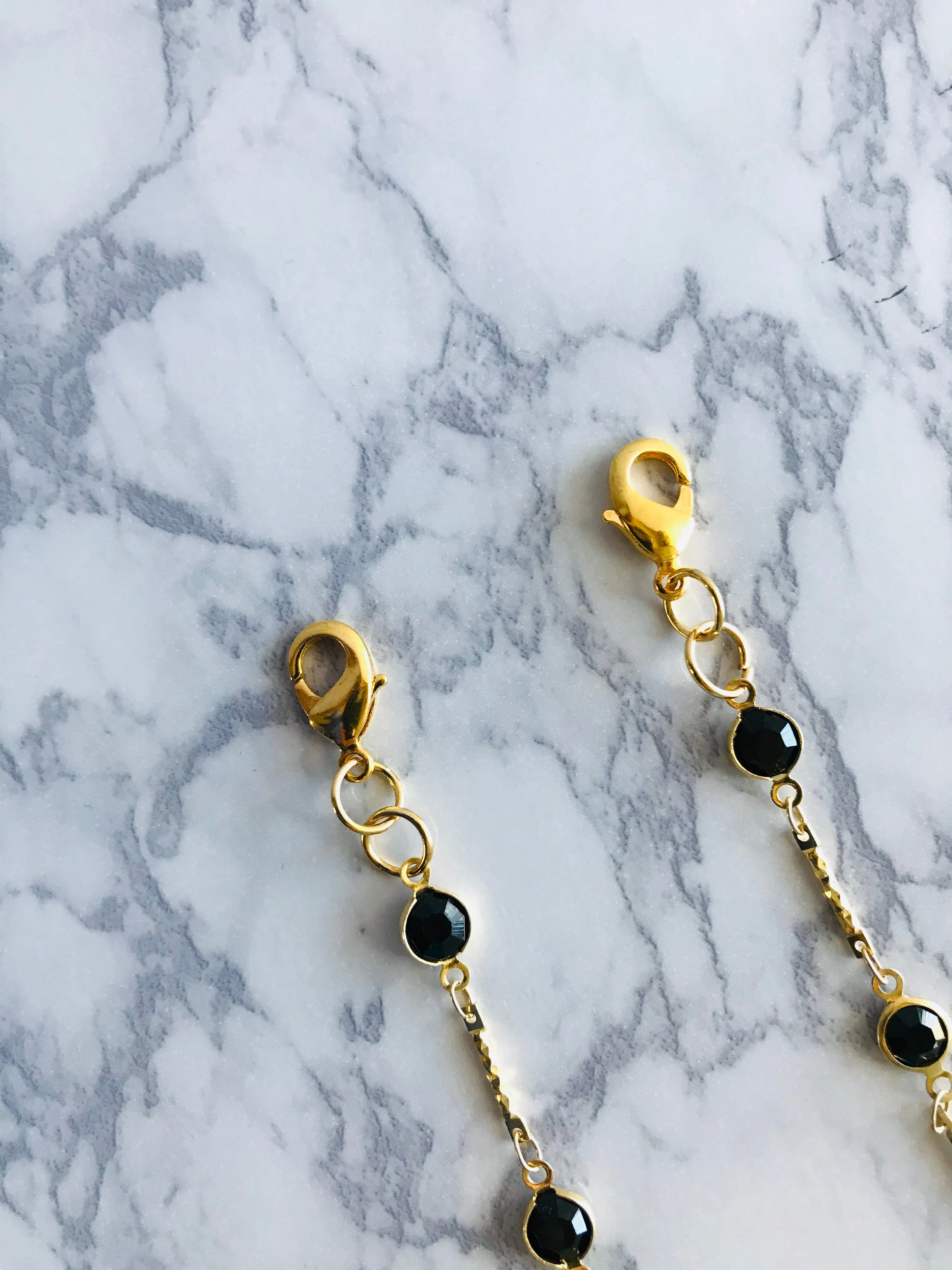 Black Crystal Glasses Necklace