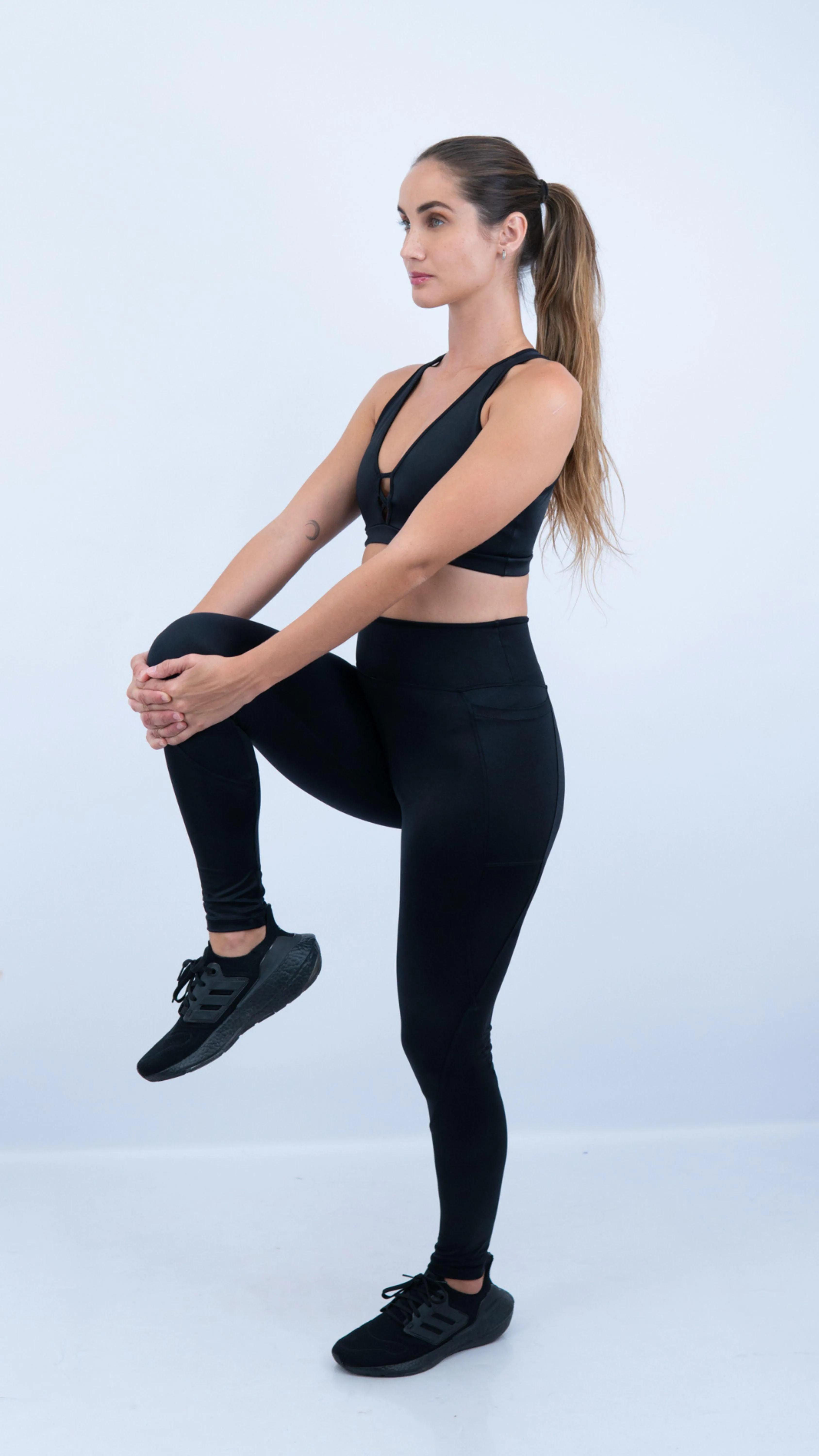 Black Feminine Bra