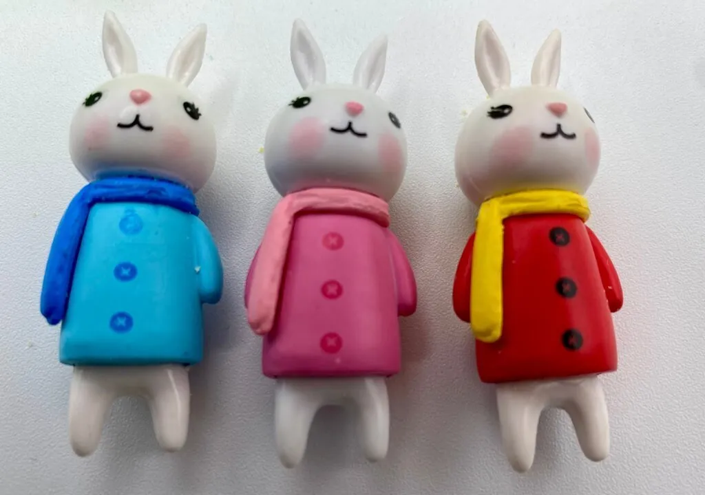 Bunny Figure Bath Bomb with Toy Inside (Blue)