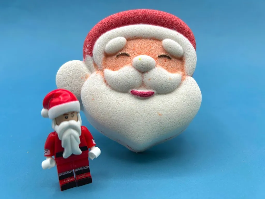 CHRISTMAS Kids Bath Bombs Gift Box with Holiday Themed Bombs - 5 ct