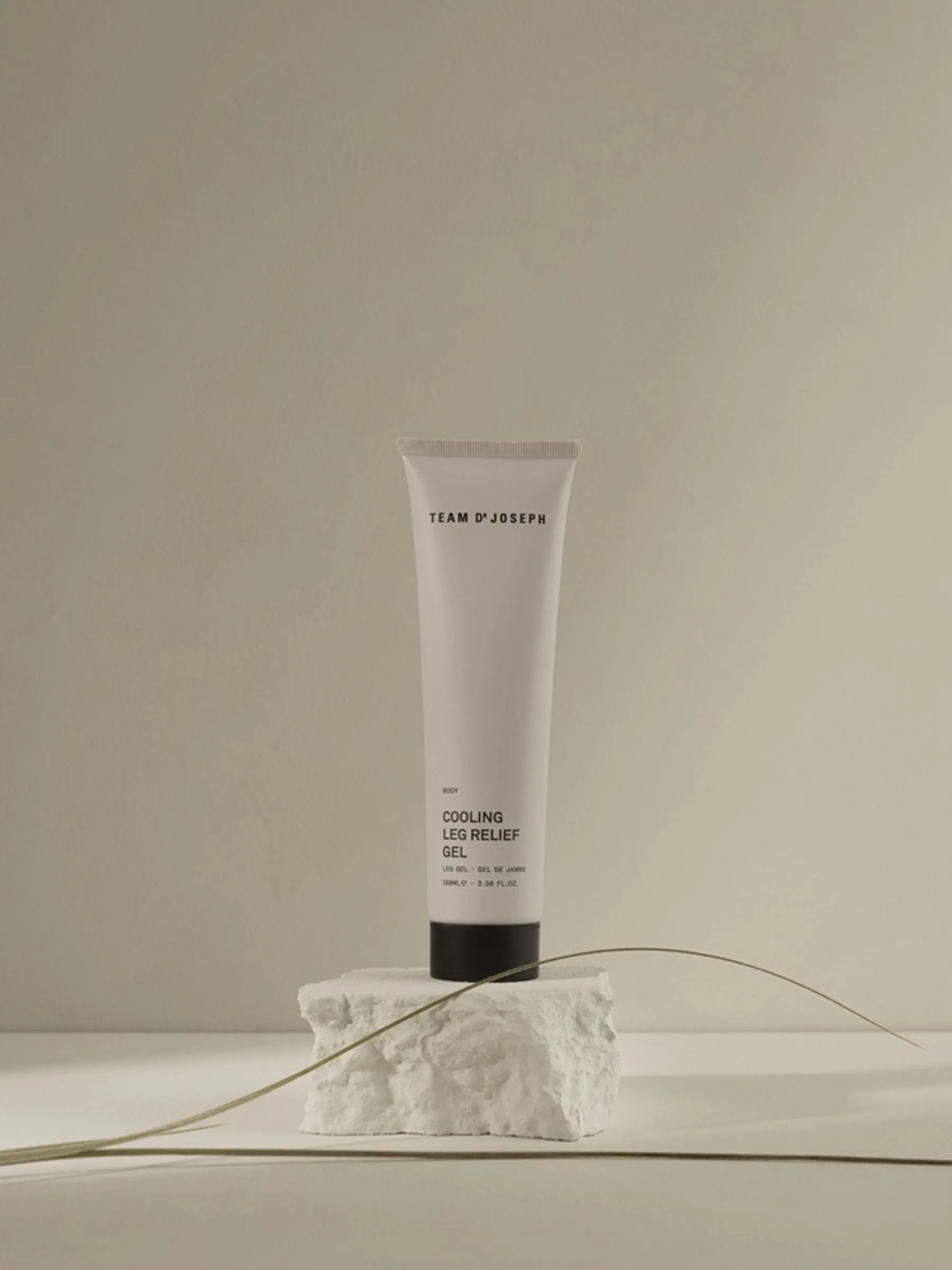 Cooling Leg Relief Gel 100 ml I Team Dr Joseph