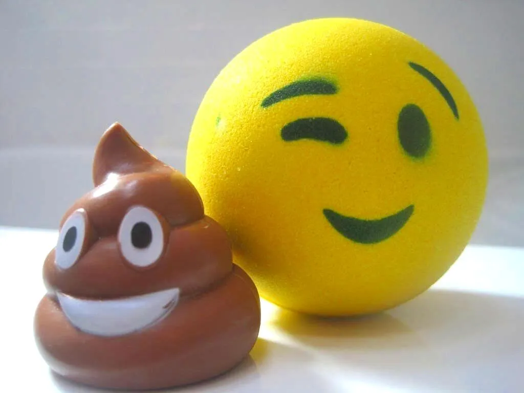Emoji Kids Bath Bomb with Toy Inside (Yellow)