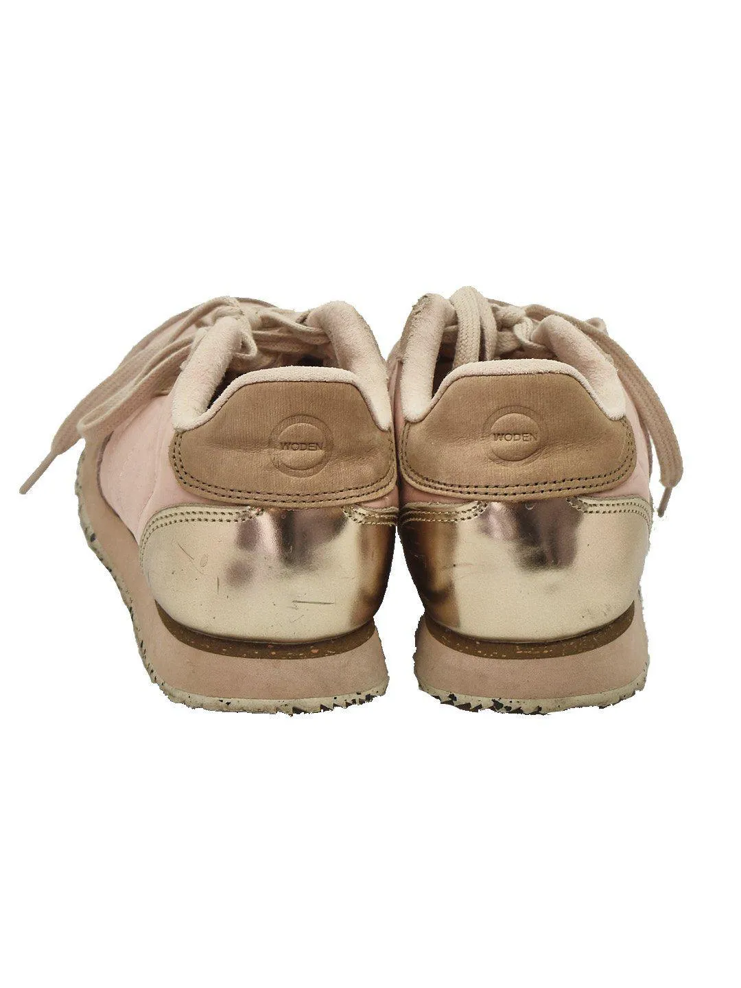 Feminine sneaks