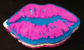 Large Lips (Flat) - DB Bath Bomb Moulds