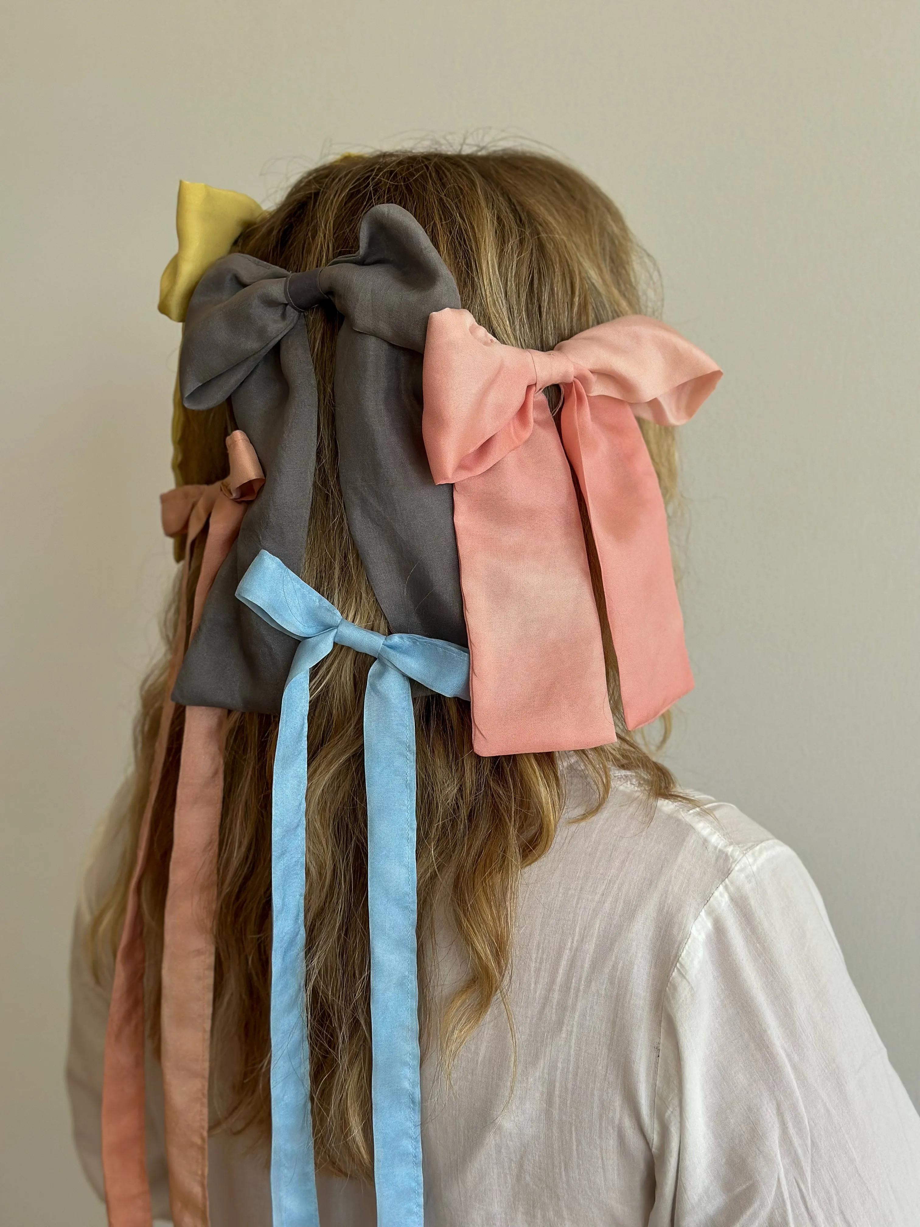 Large Pink Silk Plant Dyed Hair Bow