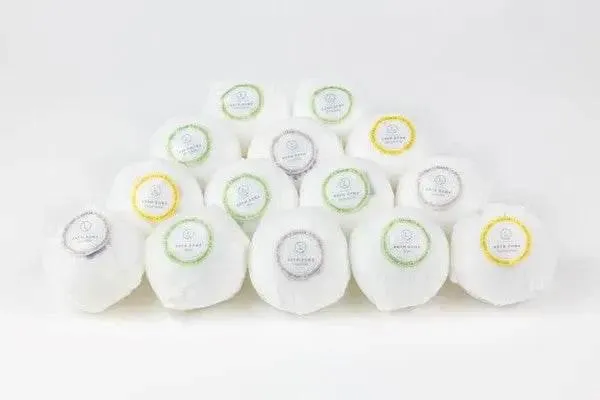 Lizush 14 Handmade all Bath Bombs 100% Natural Gift Basket with Essential Oils
