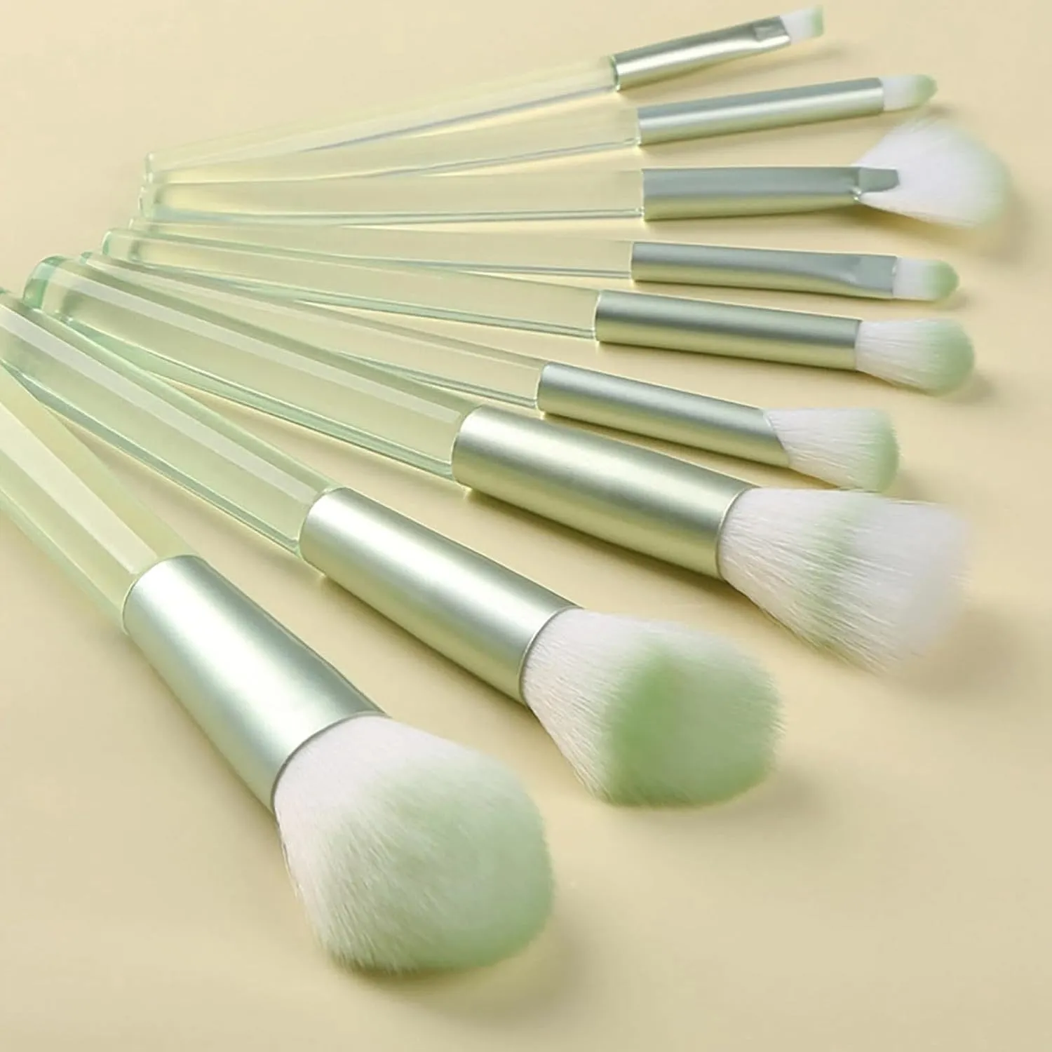 Makeup Brushes with Organizer Bag, 9 Pcs Premium Synthetic Powder Foundation Brush,Eyeliner Contour Eyeshadow Blending Concealer Brushes for Makeup,Gifts for Mom