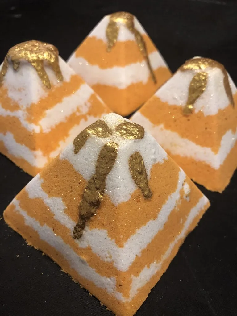 Pyramid - DB Bath Bomb Moulds