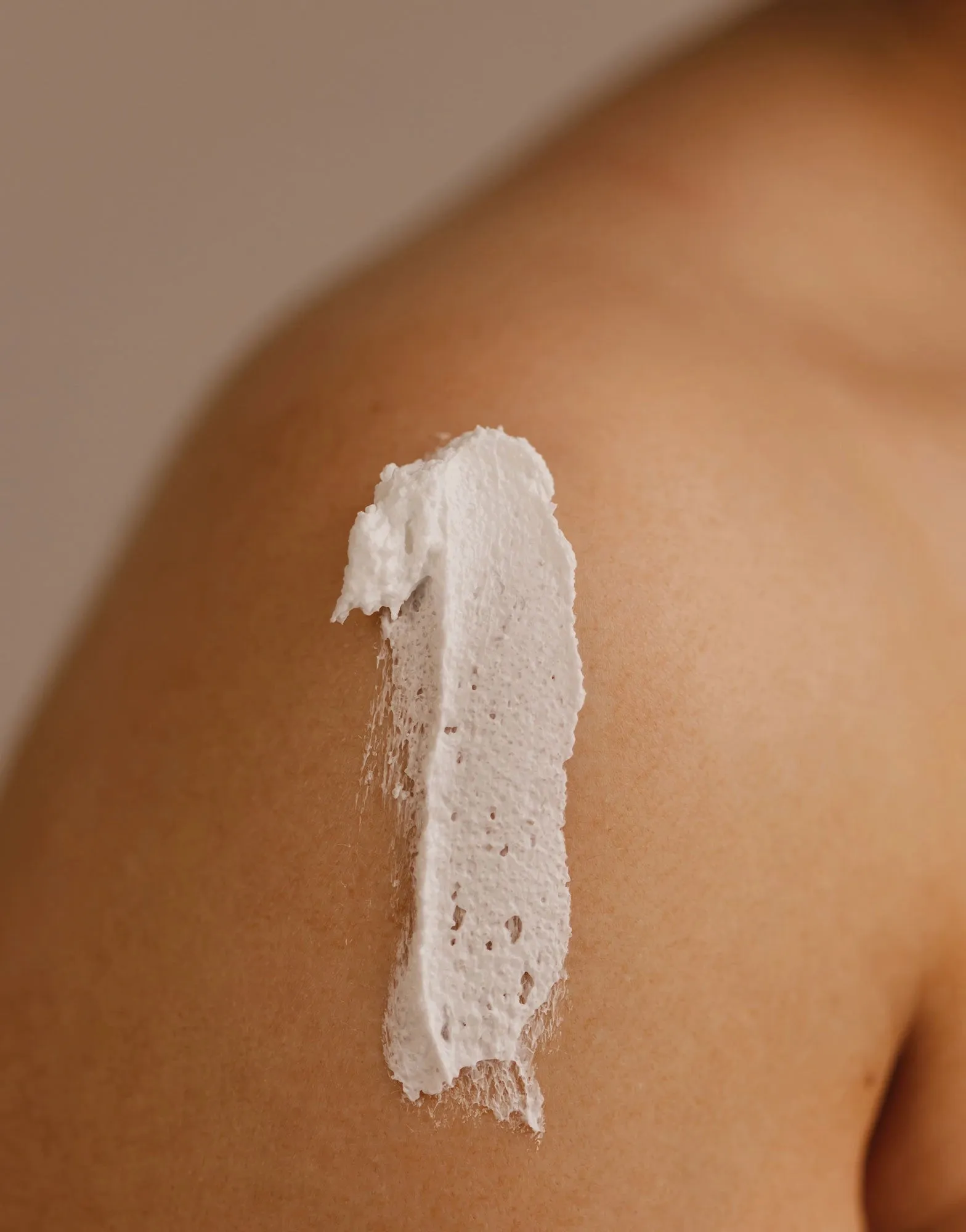 Santal 24 Body Scrub