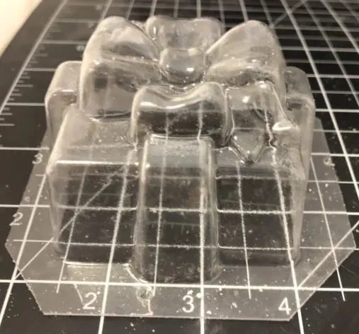 Square Present w/ Bow - DB Bath Bomb Moulds
