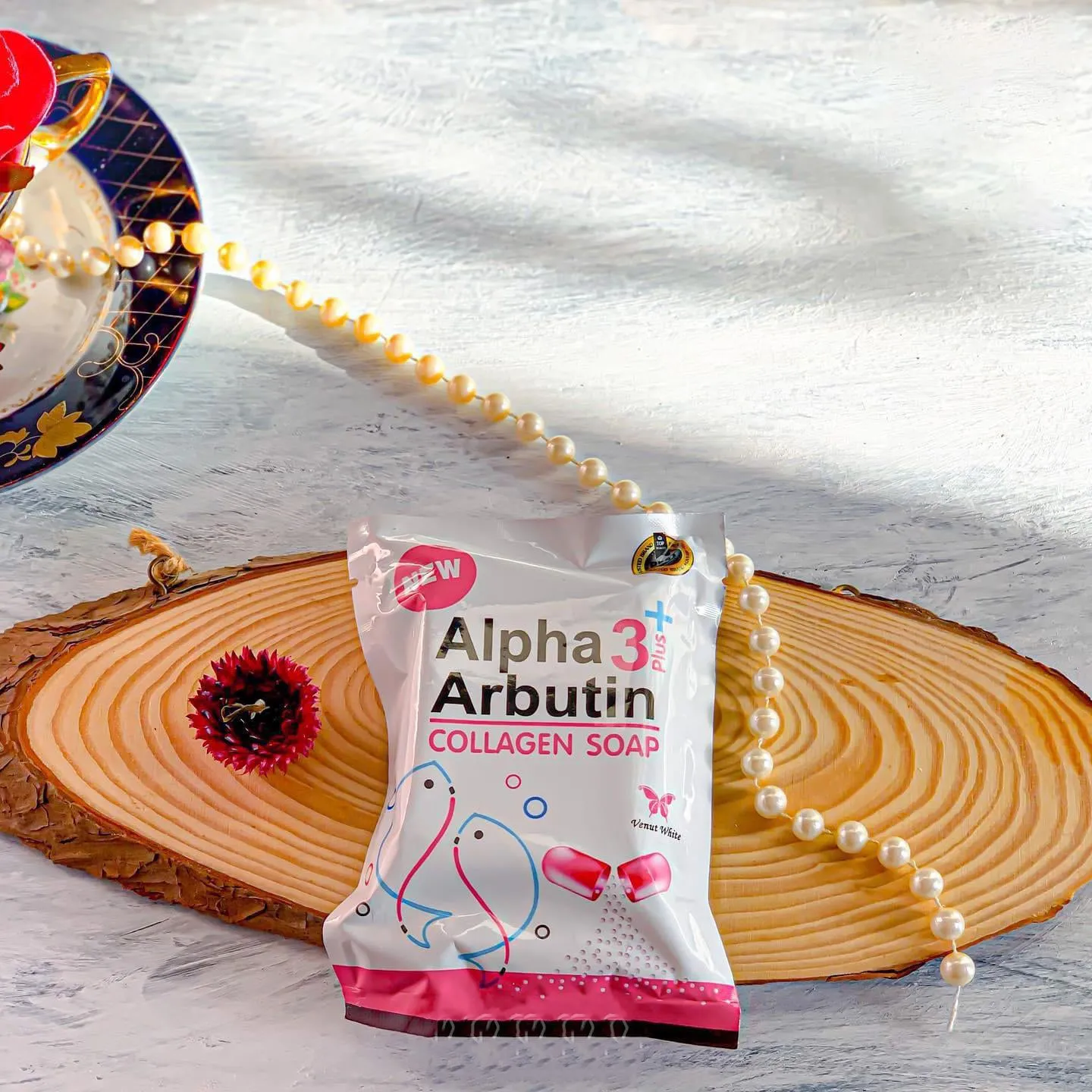 Venut White Alpha Arbutin Collagen Soap 3Plus  80g